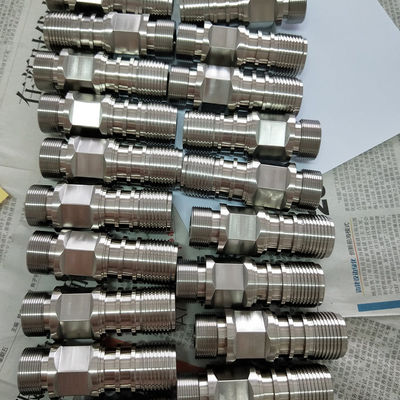 Peças de alumínio de gerencio inoxidáveis do CNC do automóvel, elevada precisão anticorrosiva peças giradas
