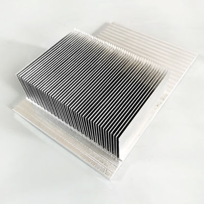 Dissipador de calor inoxidável industrial do laser, extrusão de alumínio de anodização do dissipador de calor