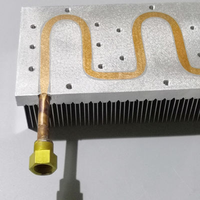 Dissipador de calor eletrônico IGBT do tubo de cobre de Enbeded para refrigerar de água