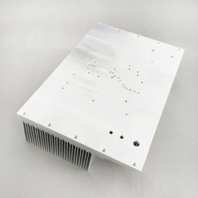 Dissipador de calor eletrônico com aleta colada em formato retangular Material de alumínio