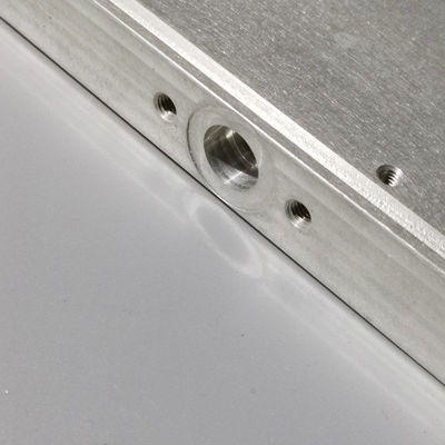O dissipador de calor de múltiplos propósitos do radiador soldou a placa para refrigerar de água